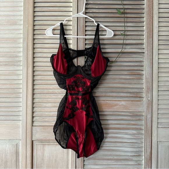 Icollection bodysuit - Picture 2 of 11